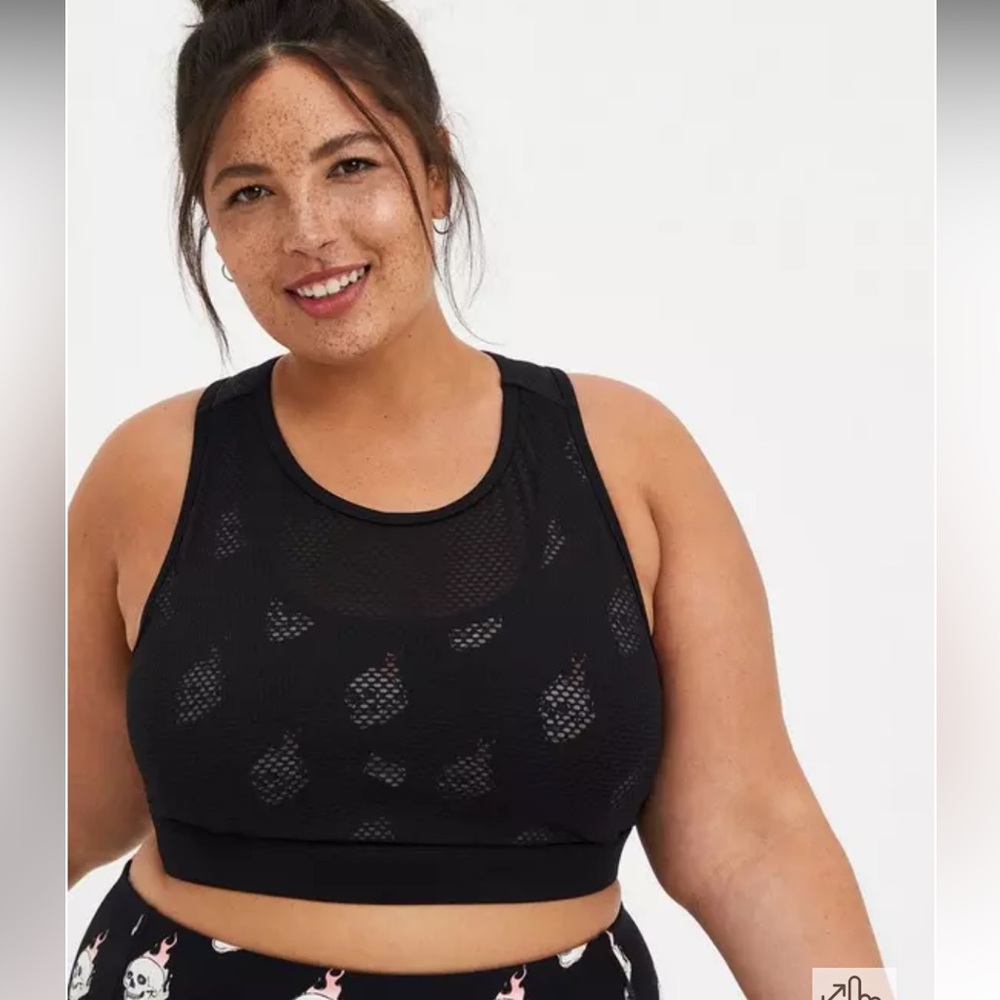✨torrid black skull flames low-impact wireless mesh overlay active sports bra✨